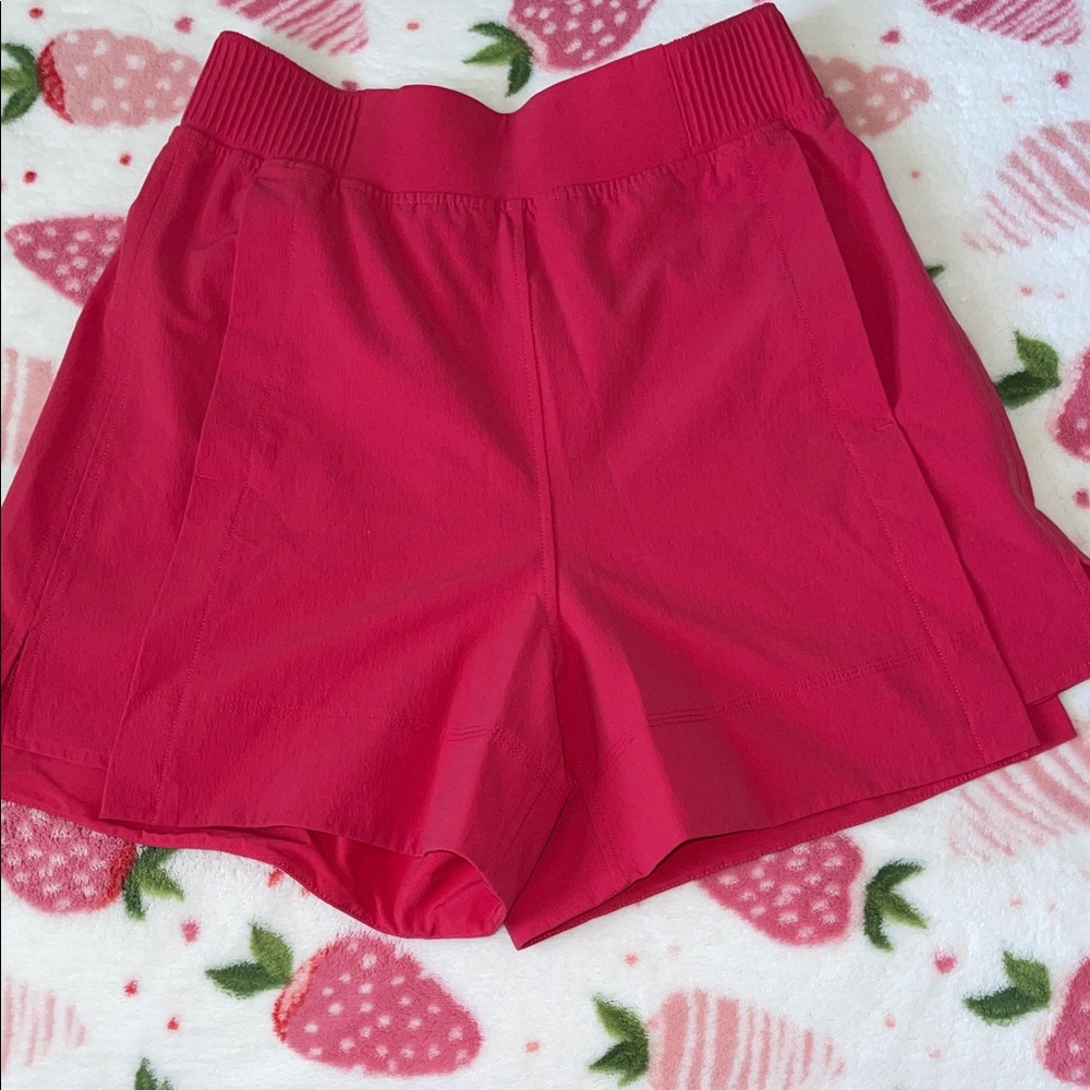 Lululemon stretch woven High-Waist Hot Pink Athletic Shorts XS